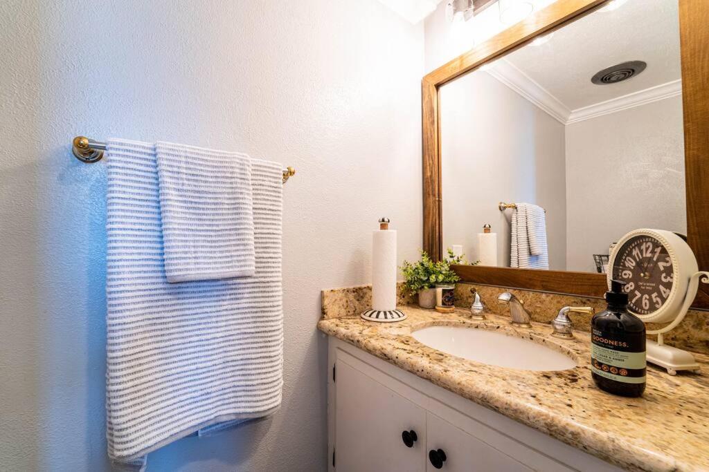 Private Pool Oasis/Disney 15Mins /Disney+ Hbo/Gym Placentia Bagian luar foto